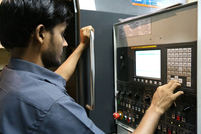 ¿Cuánto cobra un ingeniero en electrónica? Profesión de ingeniero en electrónica.